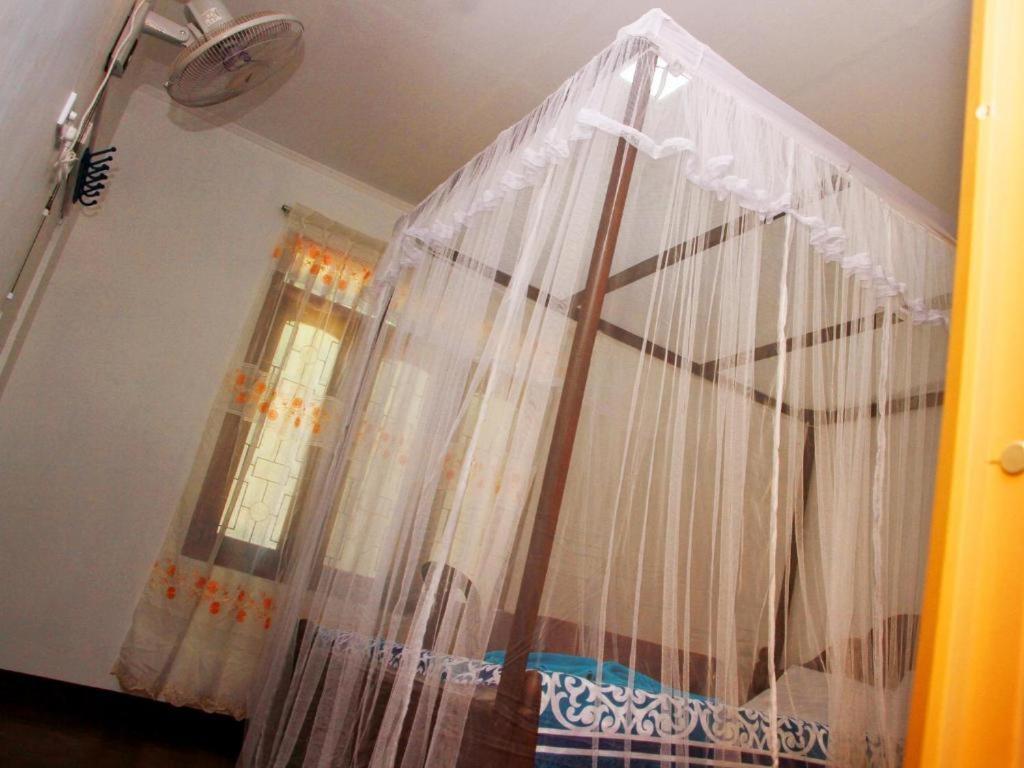Celine'S Home Mirissa Bagian luar foto