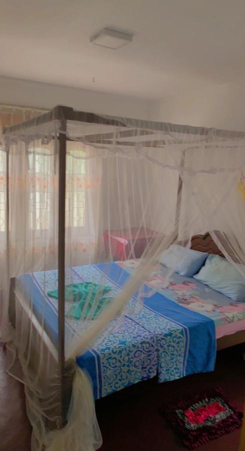 Celine'S Home Mirissa Bagian luar foto