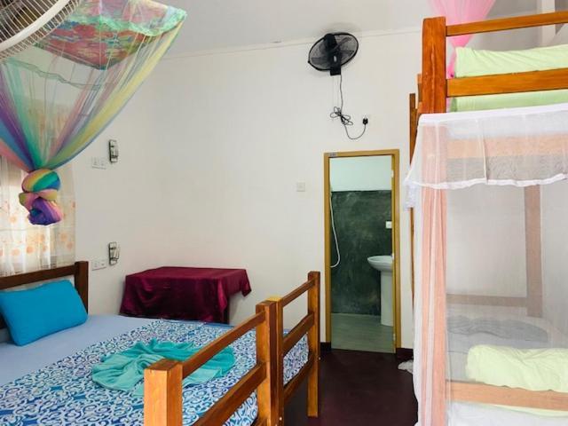 Celine'S Home Mirissa Bagian luar foto